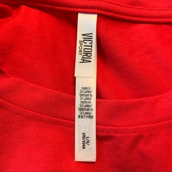 Victoria Sport | red crop top - Picture 5 of 11